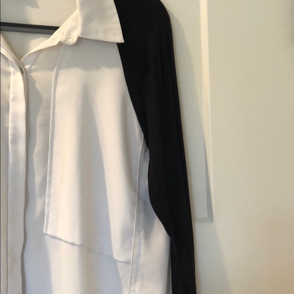 Kenneth Cole Reaction long sleeve button down top - Picture 4 of 5